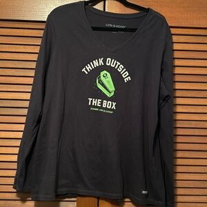 Life is Good Think Outside the Box Zombie Women’s Crusher Long Sleeve Shirt XL